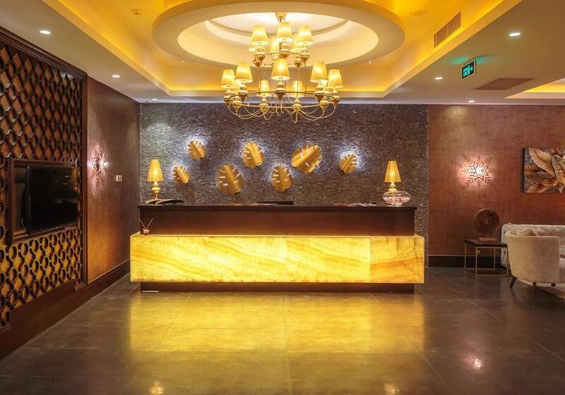 Hotel Dobedan World Palace