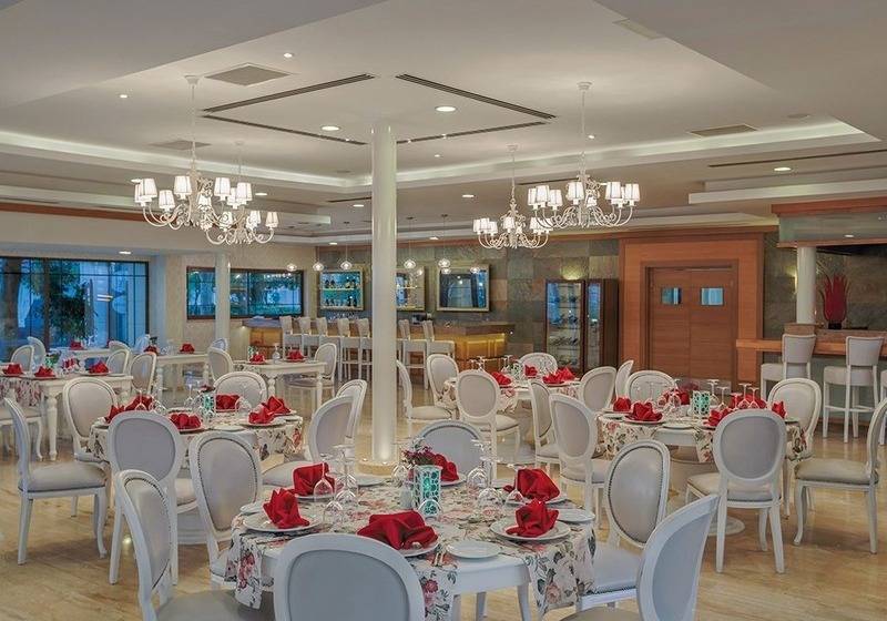 Hotel Dobedan World Palace