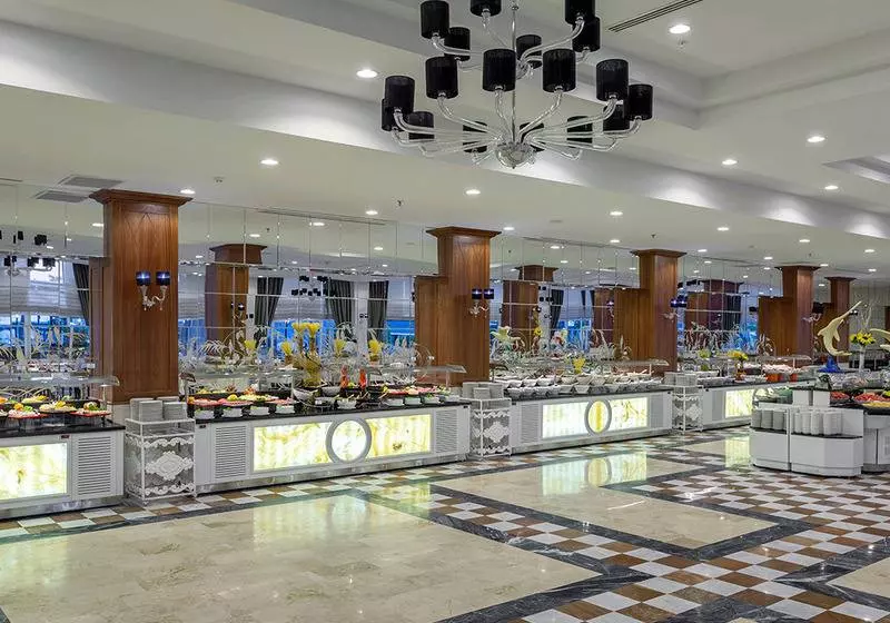 בית מלון כפרי Dobedan World Palace