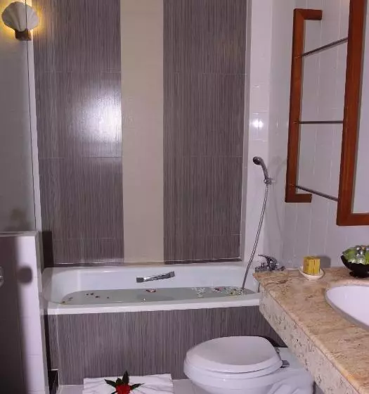 Hotell Bhumiyama Plus