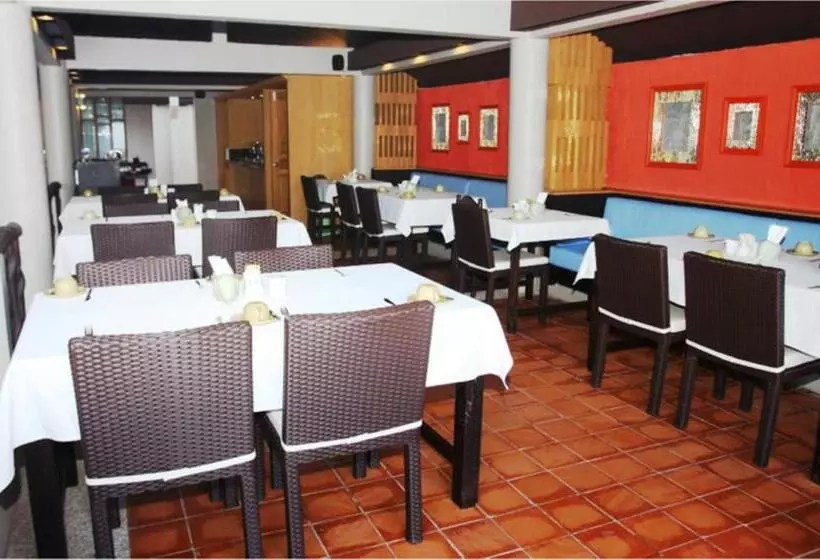 Hotell Bhumiyama Plus