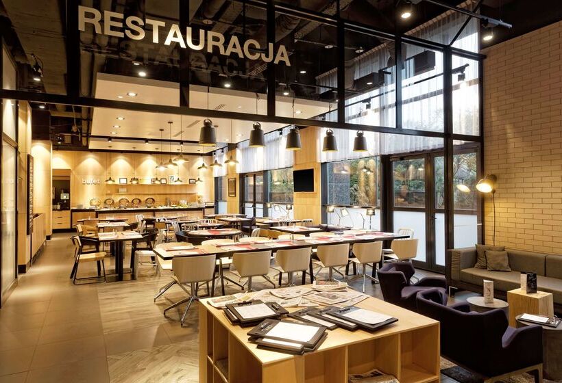 هتل Campanile Warszawa Centrum