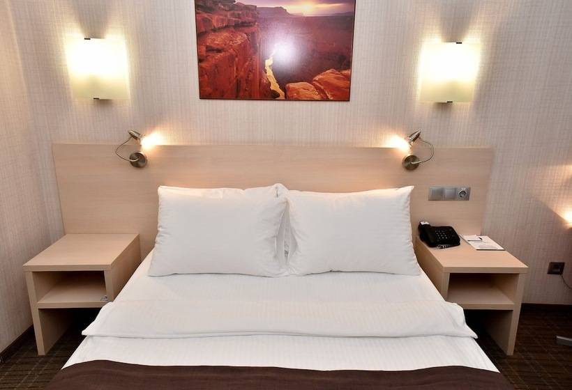 فندق Don Plaza Congress