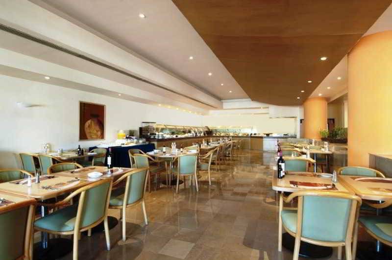 Отель Fiesta Inn Express Hermosillo