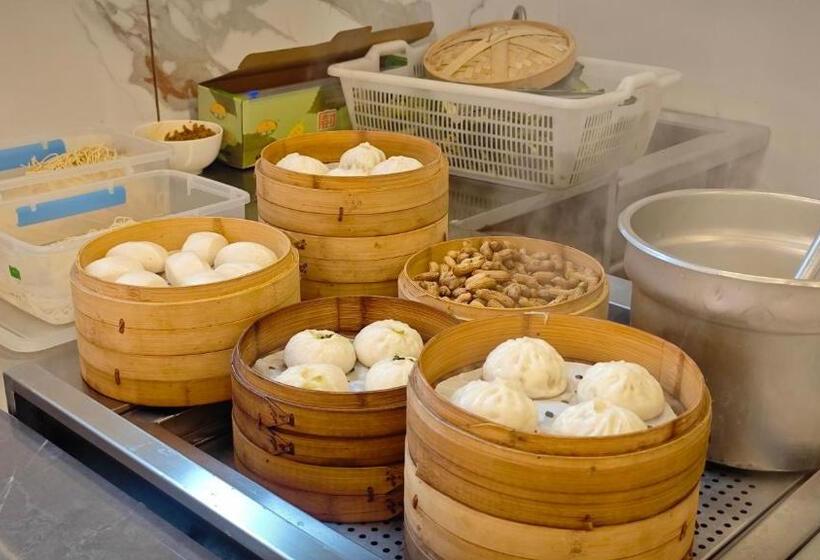 Отель Hangzhou Haixin