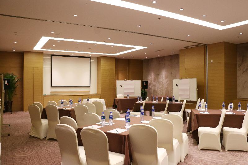 Hotel Holiday Inn Xi An Big Goose Pagoda By Ihg