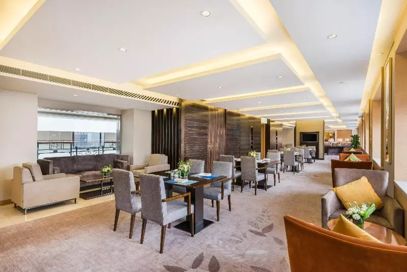 Отель Holiday Inn Xi An Big Goose Pagoda By Ihg