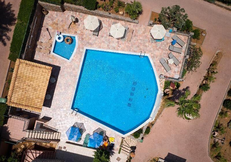 בית מלון כפרי Marni Village