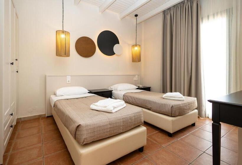 בית מלון כפרי Marni Village