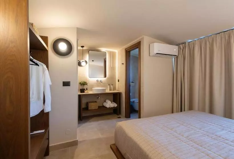 Отель Marni Village