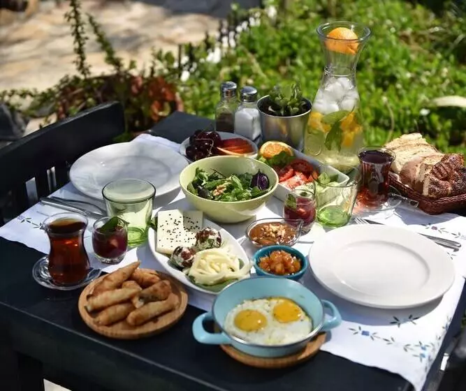 בית מלון כפרי Mavi Suite Turkbuku