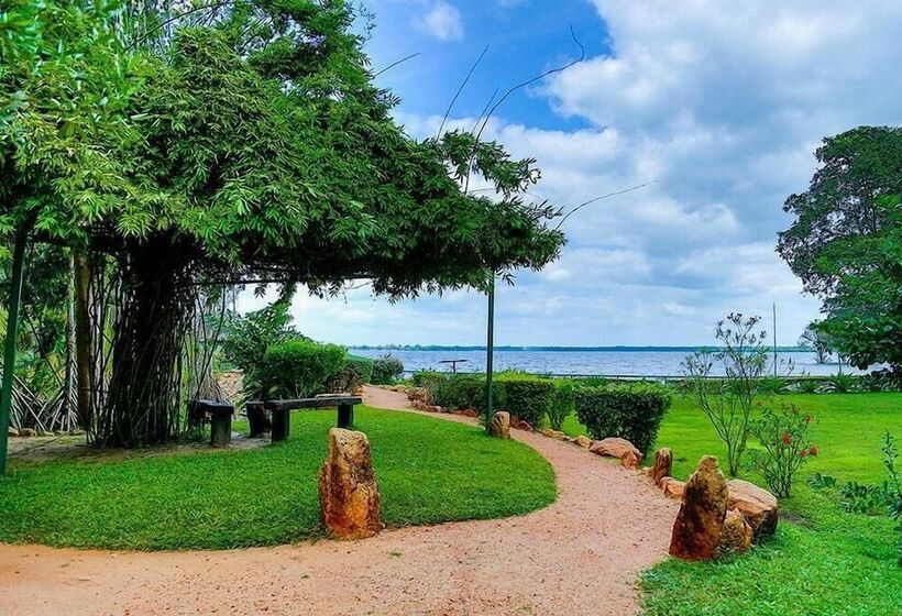 Hotel Miridiya Lake Resort