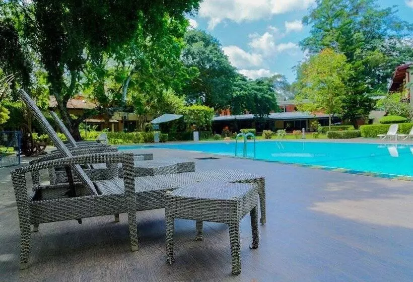 酒店 Miridiya Lake Resort