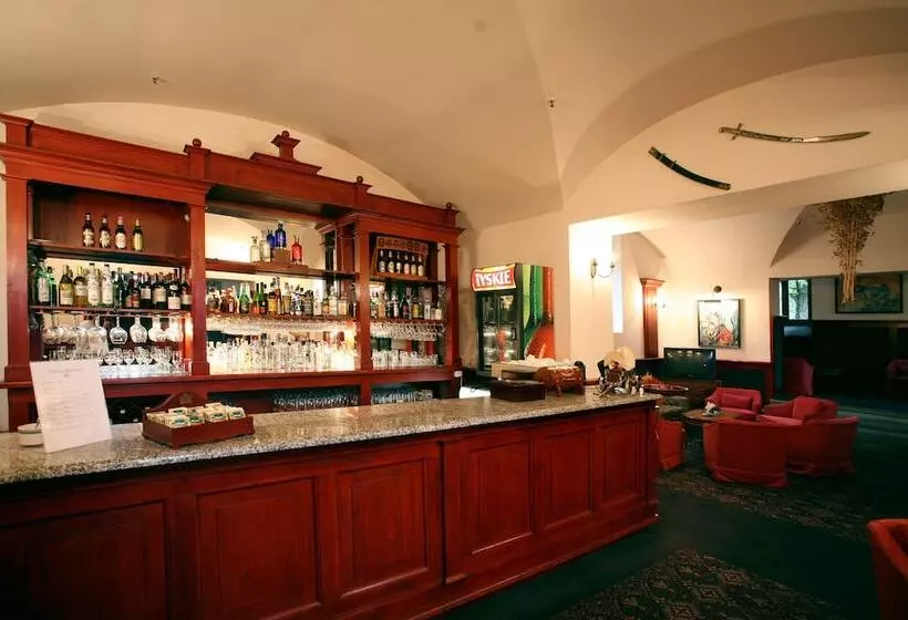 Отель Paszkowka Palace