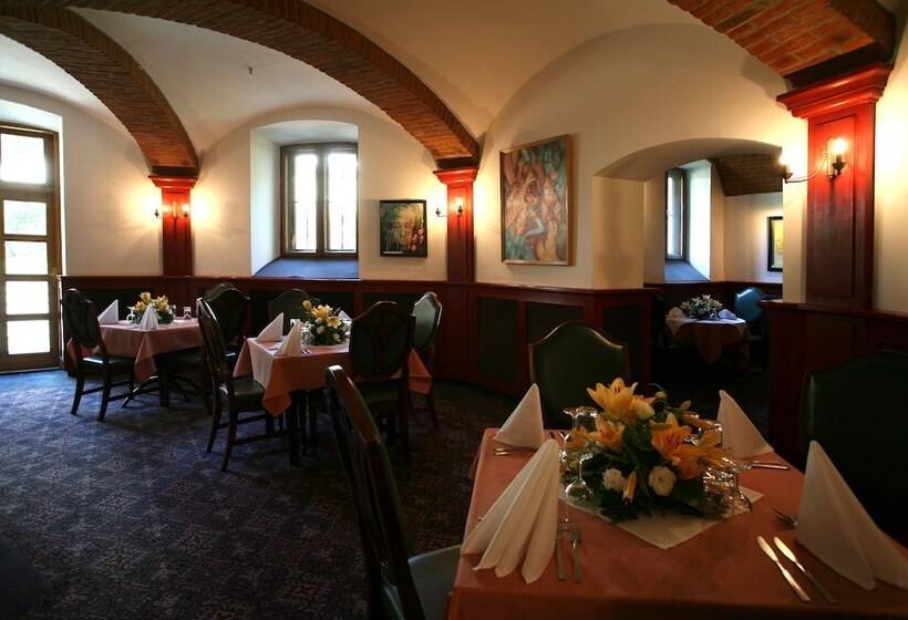 ホテル Paszkowka Palace