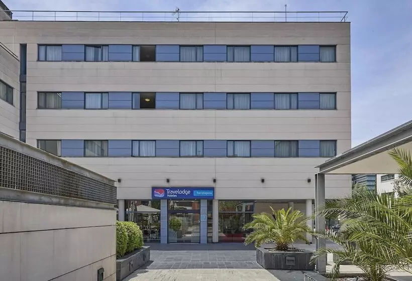 هتل Travelodge Torrelaguna