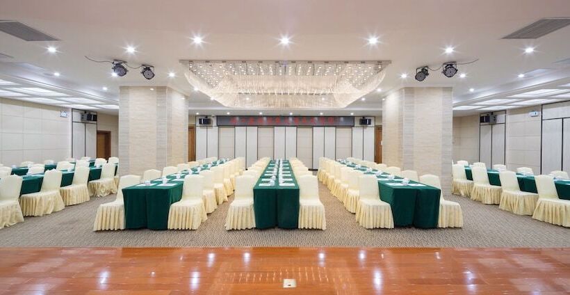 Hotel Xinyuan Hot Spring