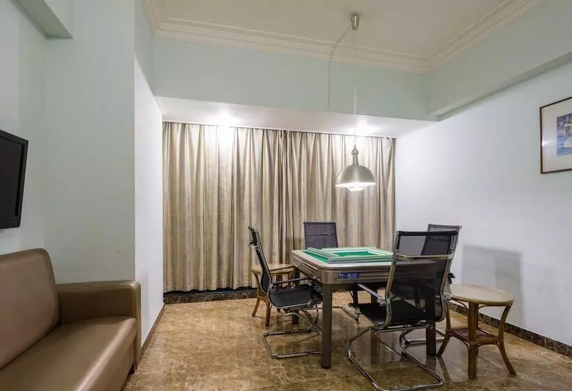 Отель Xinyuan Hot Spring