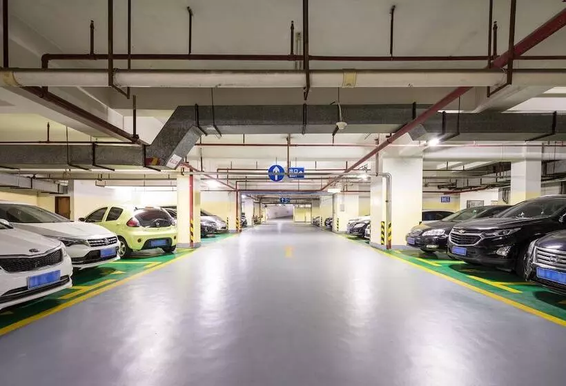 Отель Xinyuan Hot Spring