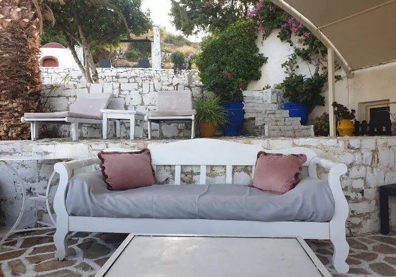 Korifi Apts & Std Adults Only