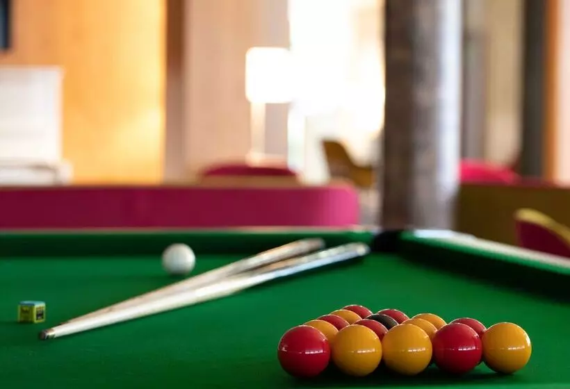 호텔 Le M & Spa Bordeaux Aéroport By Hôtels & Préférence