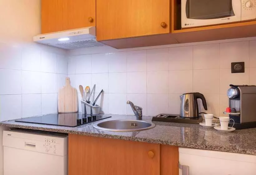 호텔 Le M & Spa Bordeaux Aéroport By Hôtels & Préférence