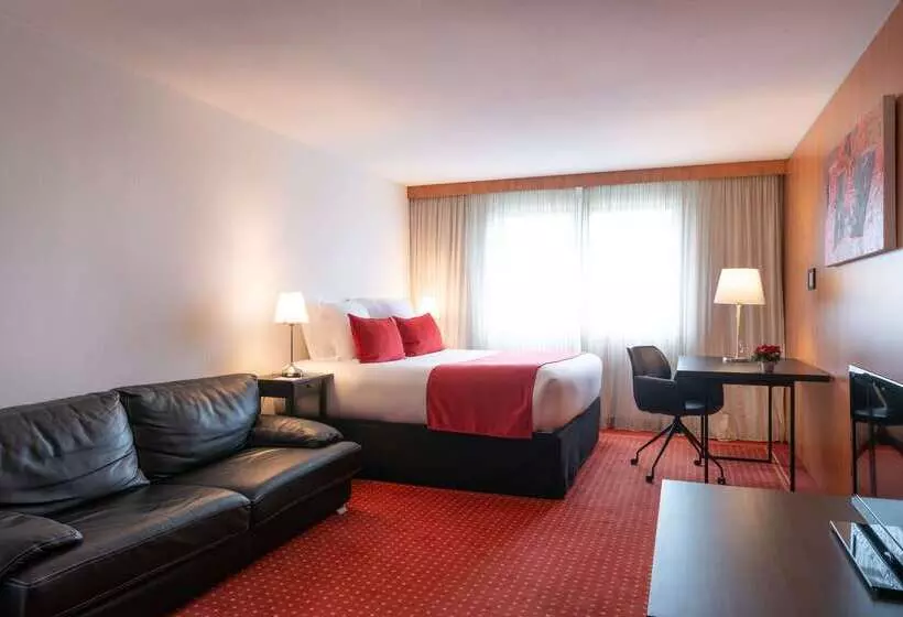 호텔 Le M & Spa Bordeaux Aéroport By Hôtels & Préférence