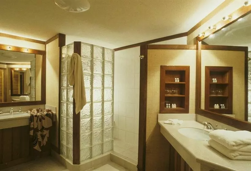 Royal Huahine Resort