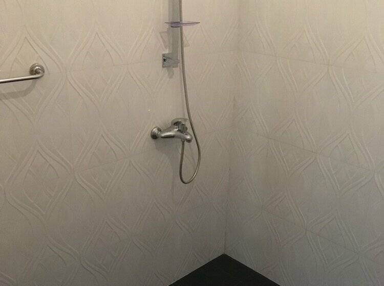 Villa Coconut   Hostel