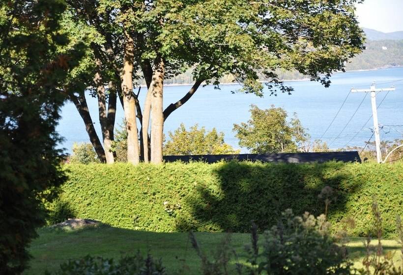 Bed and Breakfast Auberge Sur La Cote