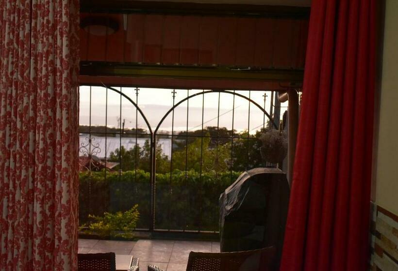 Aamiaismajoitus (B&B) Mapletico Guesthouse