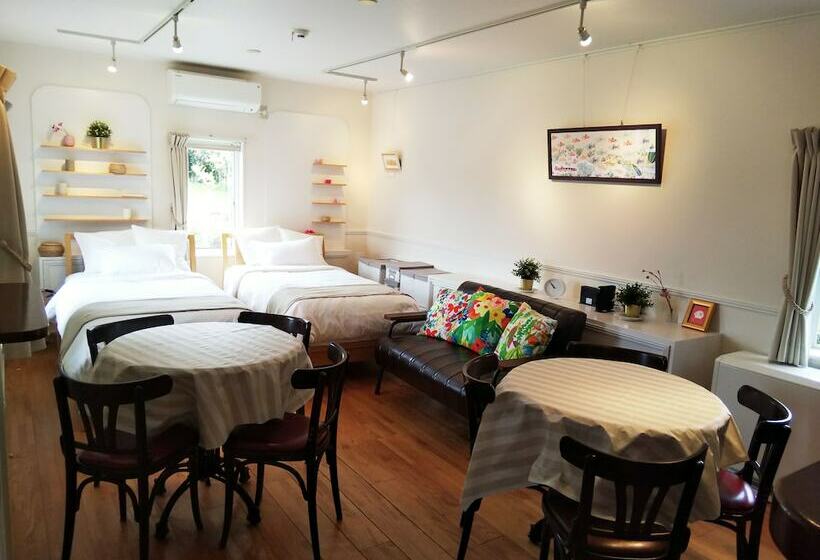 Отель Alps Lodge