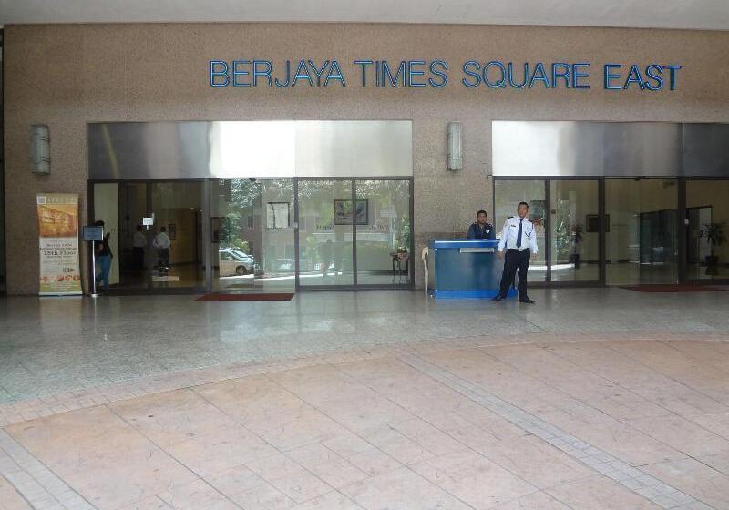 Hotel Empire Suite @ Times Square