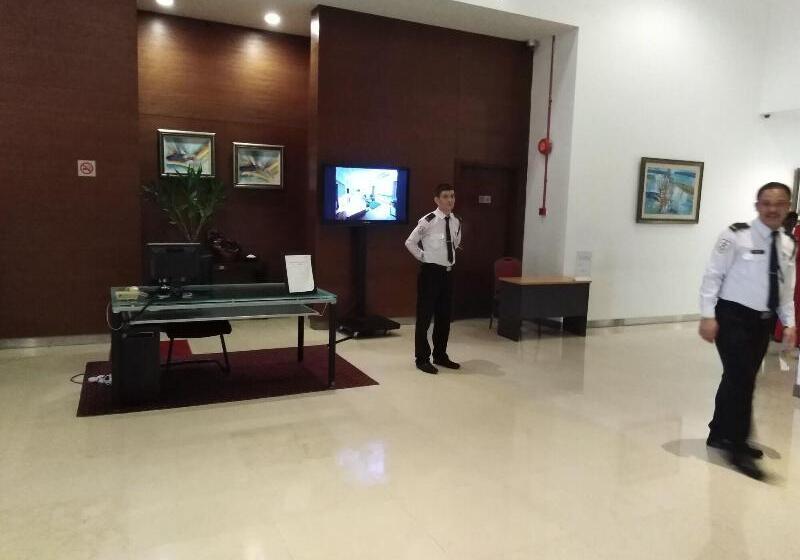 Hotel Empire Suite @ Times Square