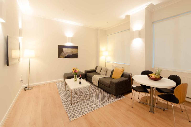 Fotos del hotel Premier Suites Plus Glasgow:  10