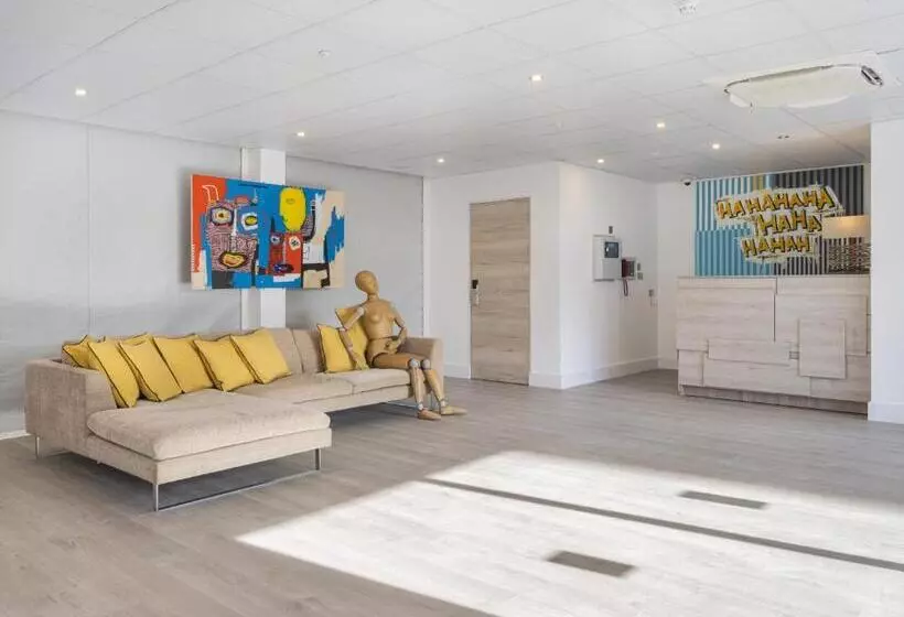 Q Square By Supercity Aparthotels