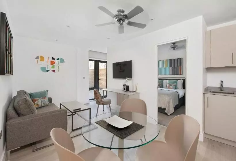 Q Square By Supercity Aparthotels