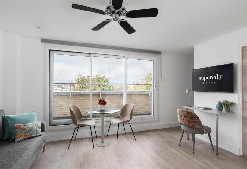 Q Square By Supercity Aparthotels