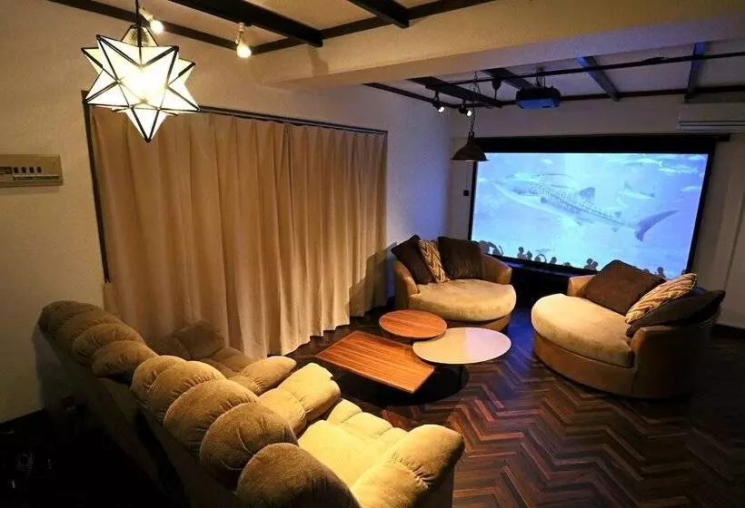 Cinema Resorts 1
