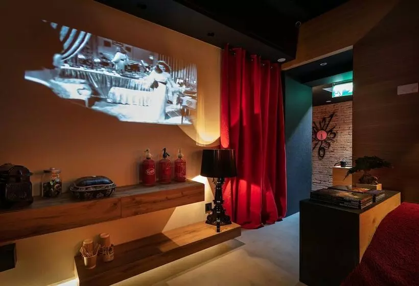 Zrooms&suites Hostel Boutique