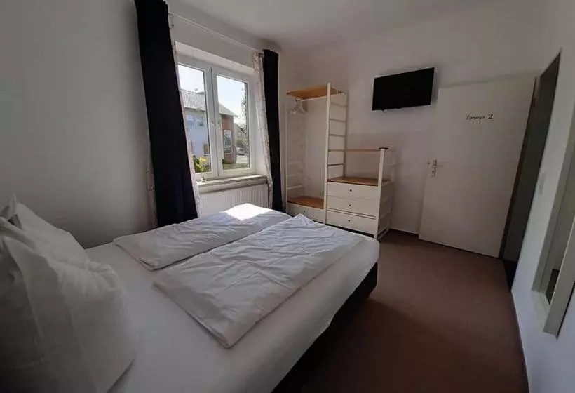 ユースホステル Bed & Kitchen