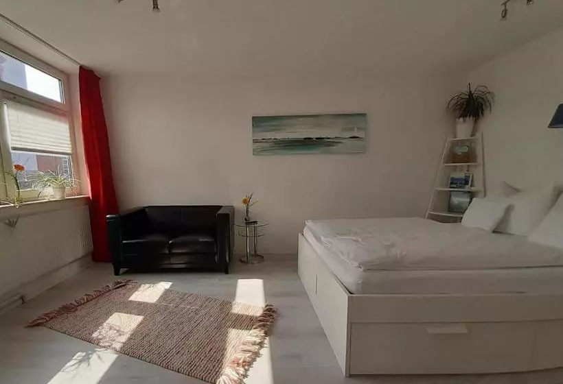 ユースホステル Bed & Kitchen