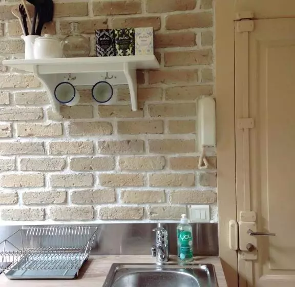 Aamiaismajoitus (B&B) Le Petit Beurre   Studio En Hypercentre De Beaune