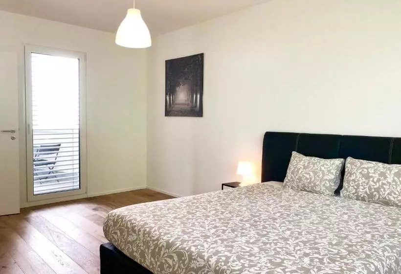 Good Night Apartments