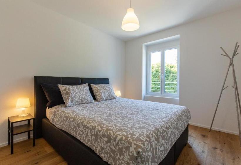 Good Night Apartments