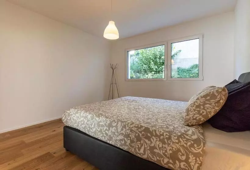 Good Night Apartments