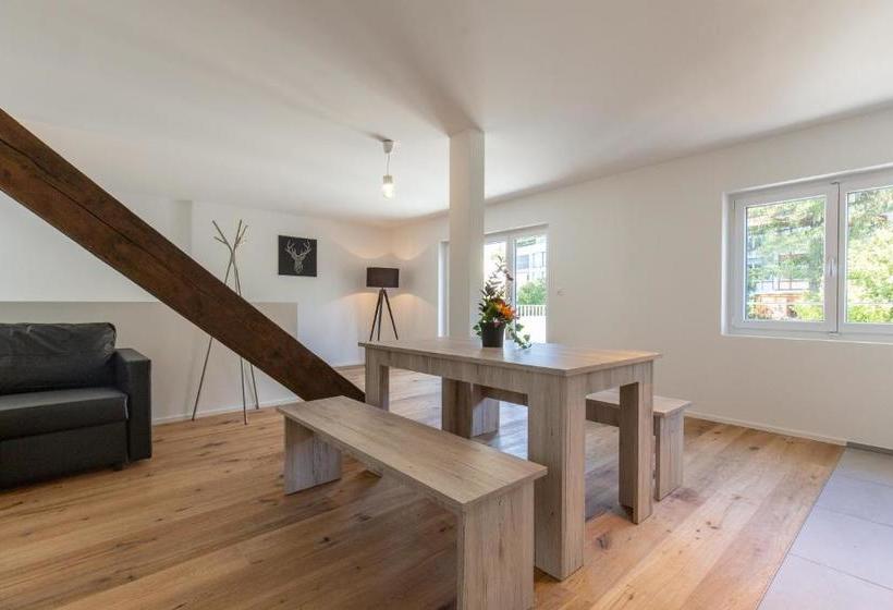 Good Night Apartments