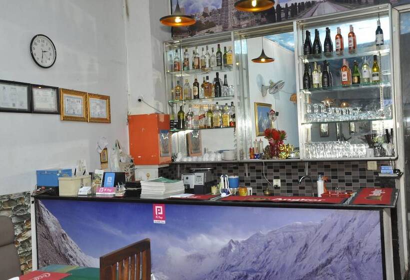 בית מלון כפרי New Season Riverside