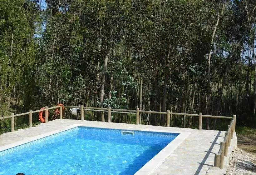 Majatalo Alojamentos Dos Mangues