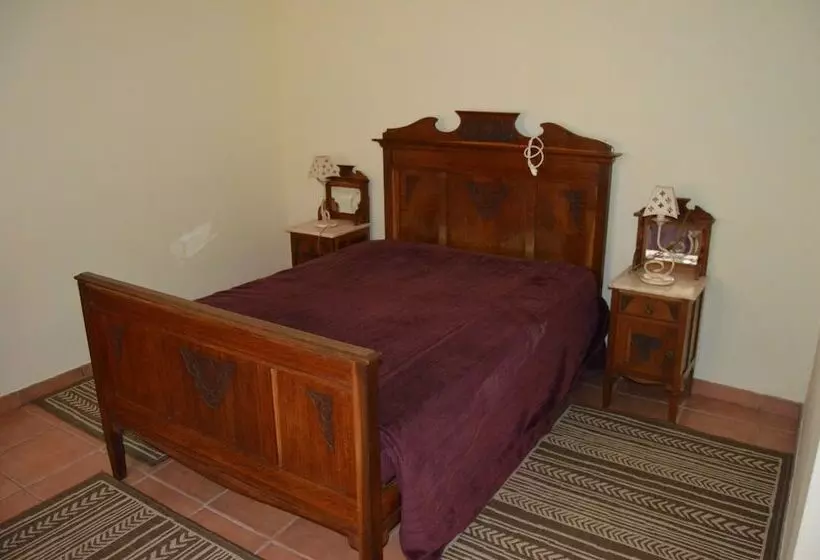 Majatalo Alojamentos Dos Mangues